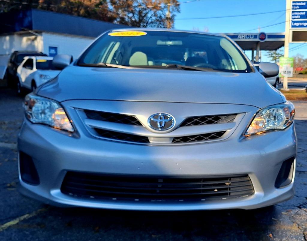2013 Toyota Corolla LE's photo